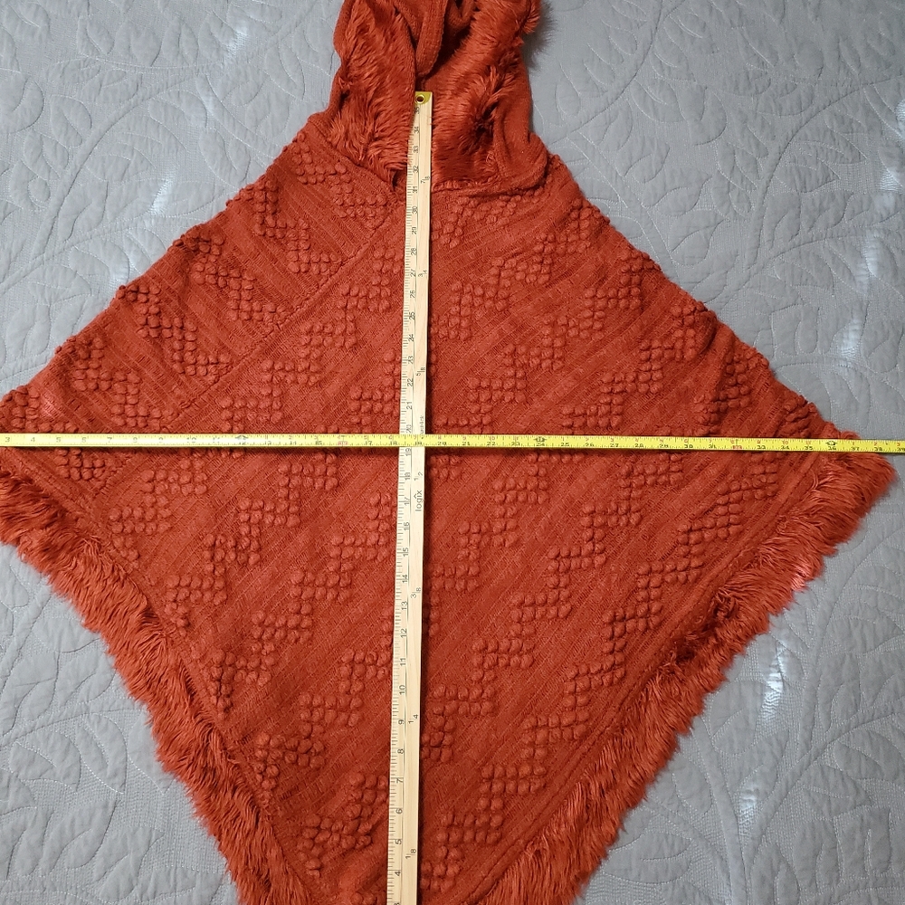 Knitted Hooded Poncho - Picture 5 of 10